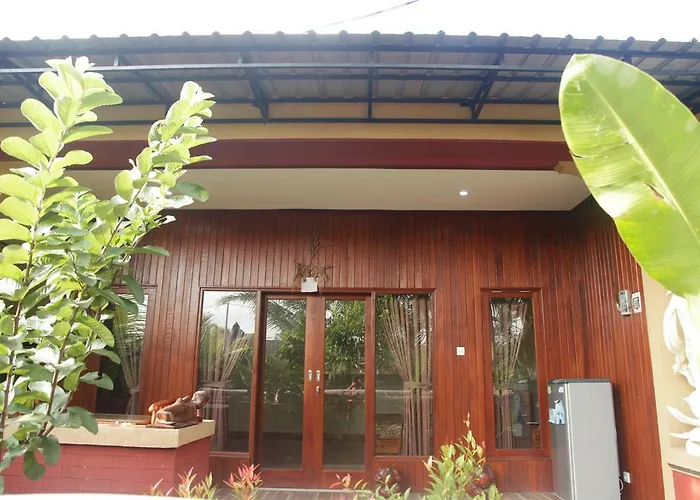 Canang Sari House Guest house 2*
